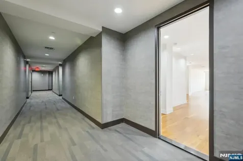 1 Executive Fort Lee NJ 07024