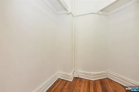 303 Hamilton Place Hackensack NJ 07601