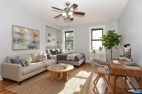 303 Hamilton Place Hackensack NJ 07601