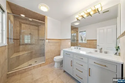 137 6th Street Cresskill NJ 07626