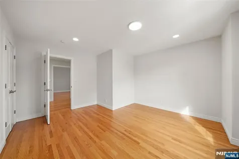 137 6th Street Cresskill NJ 07626