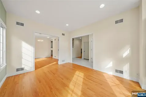 137 6th Street Cresskill NJ 07626