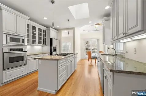 137 6th Street Cresskill NJ 07626
