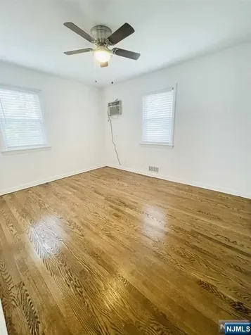 89 Reid Avenue Bergenfield NJ 07621
