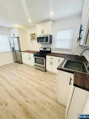 89 Reid Avenue Bergenfield NJ 07621
