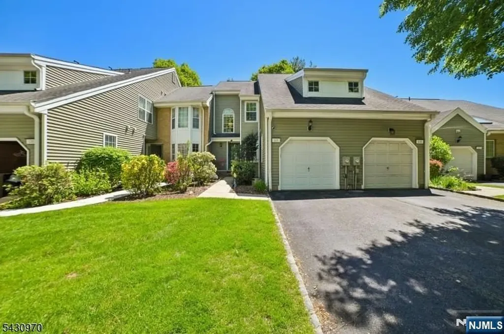 121 Coccio Drive West Orange NJ 07052