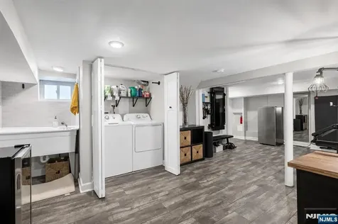6 Pershing Court Ridgefield Park NJ 07660