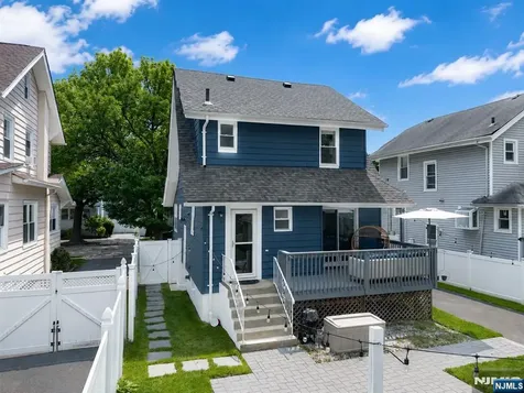 6 Pershing Court Ridgefield Park NJ 07660