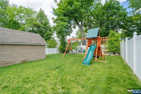 6 Pershing Court Ridgefield Park NJ 07660