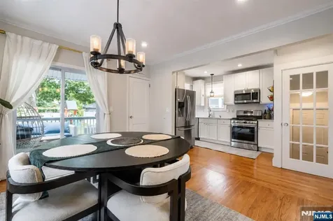 6 Pershing Court Ridgefield Park NJ 07660