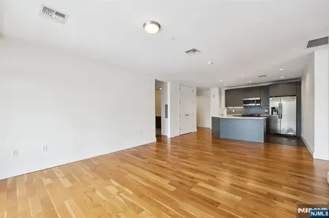 1 Executive Fort Lee NJ 07024