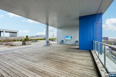 1 Executive Drive Fort Lee NJ 07024