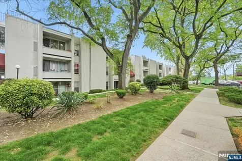 456 River Road Nutley NJ 07110