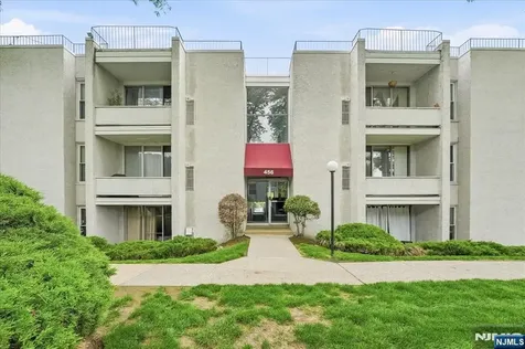 456 River Road Nutley NJ 07110