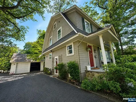 84 Valley View Avenue Ridgewood NJ 07450
