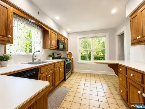84 Valley View Avenue Ridgewood NJ 07450