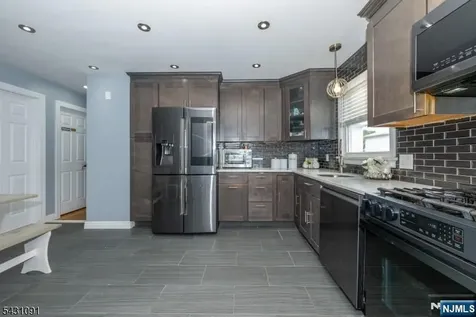 9 15th Street Hawthorne NJ 07506