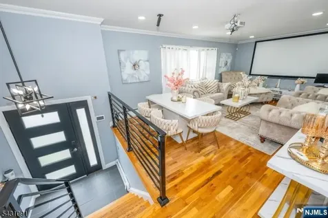 9 15th Street Hawthorne NJ 07506