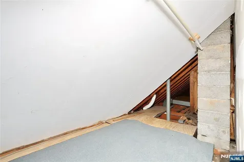 12 Beverly Lane Waldwick NJ 07463