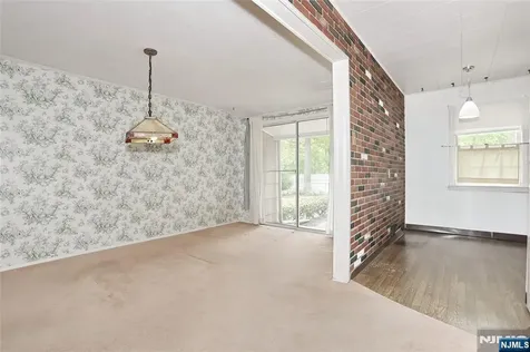 12 Beverly Lane Waldwick NJ 07463