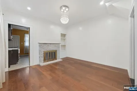 270 Snyder Street Orange NJ 07050