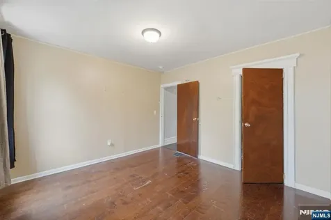 270 Snyder Street Orange NJ 07050