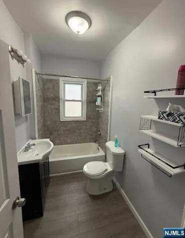 108-110 Vassar Avenue Newark NJ 07112