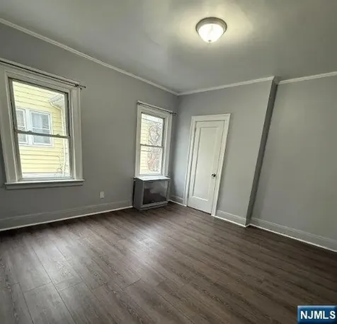108-110 Vassar Avenue Newark NJ 07112