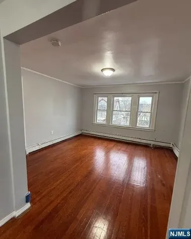 108-110 Vassar Avenue Newark NJ 07112