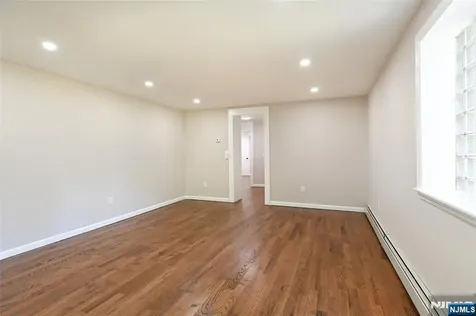 285 Orchard Terrace Bogota NJ 07603