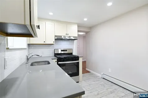 285 Orchard Terrace Bogota NJ 07603