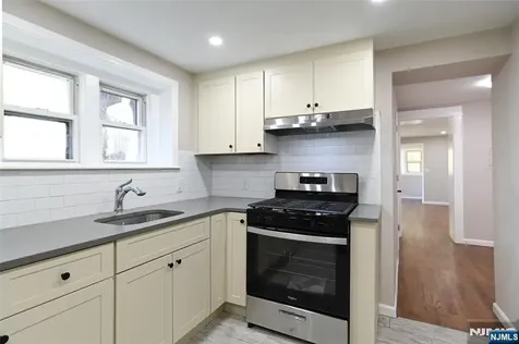 285 Orchard Terrace Bogota NJ 07603