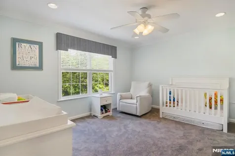 11 Queens Lane Wayne NJ 07470