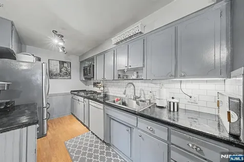328 Hobart Avenue Haledon NJ 07508