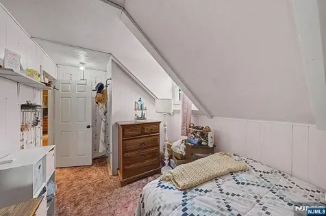 328 Hobart Avenue Haledon NJ 07508