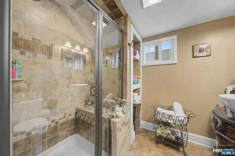 328 Hobart Avenue Haledon NJ 07508