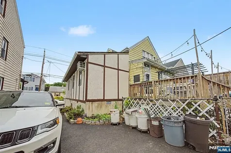 328 Hobart Avenue Haledon NJ 07508