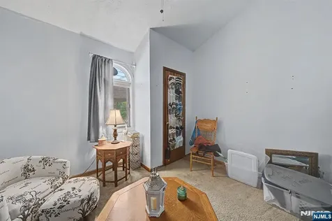328 Hobart Avenue Haledon NJ 07508