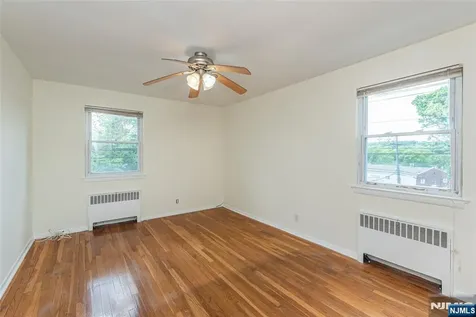 284 Claremont Avenue Verona NJ 07044