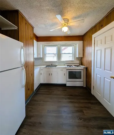 8 Witherspoon Street Nutley NJ 07110