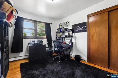 355 Chestnut Avenue South Hackensack NJ 07606