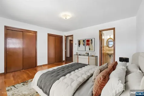 355 Chestnut Avenue South Hackensack NJ 07606