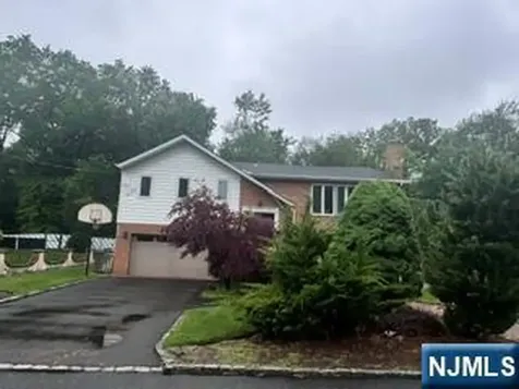 382 4th Avenue Westwood NJ 07675