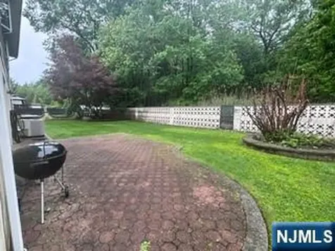 382 4th Avenue Westwood NJ 07675