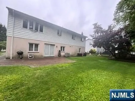 382 4th Avenue Westwood NJ 07675