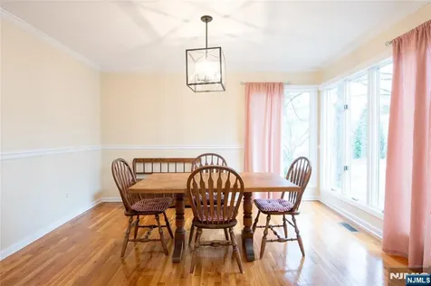 28 Old Fourth Drive Jefferson Township NJ 07438