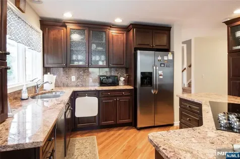 28 Old Fourth Drive Jefferson Township NJ 07438