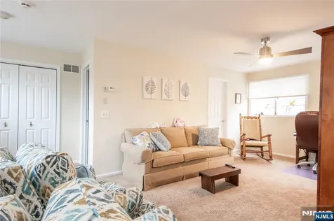 28 Old Fourth Drive Jefferson Township NJ 07438