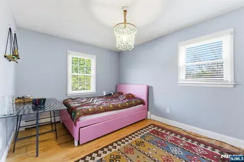 29 Albertine Place West Milford NJ 07438