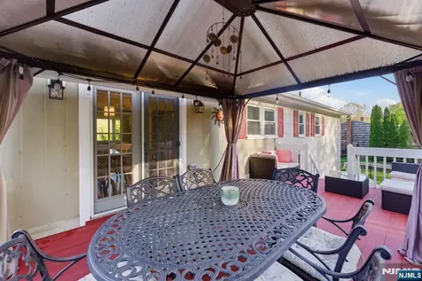 29 Albertine Place West Milford NJ 07438